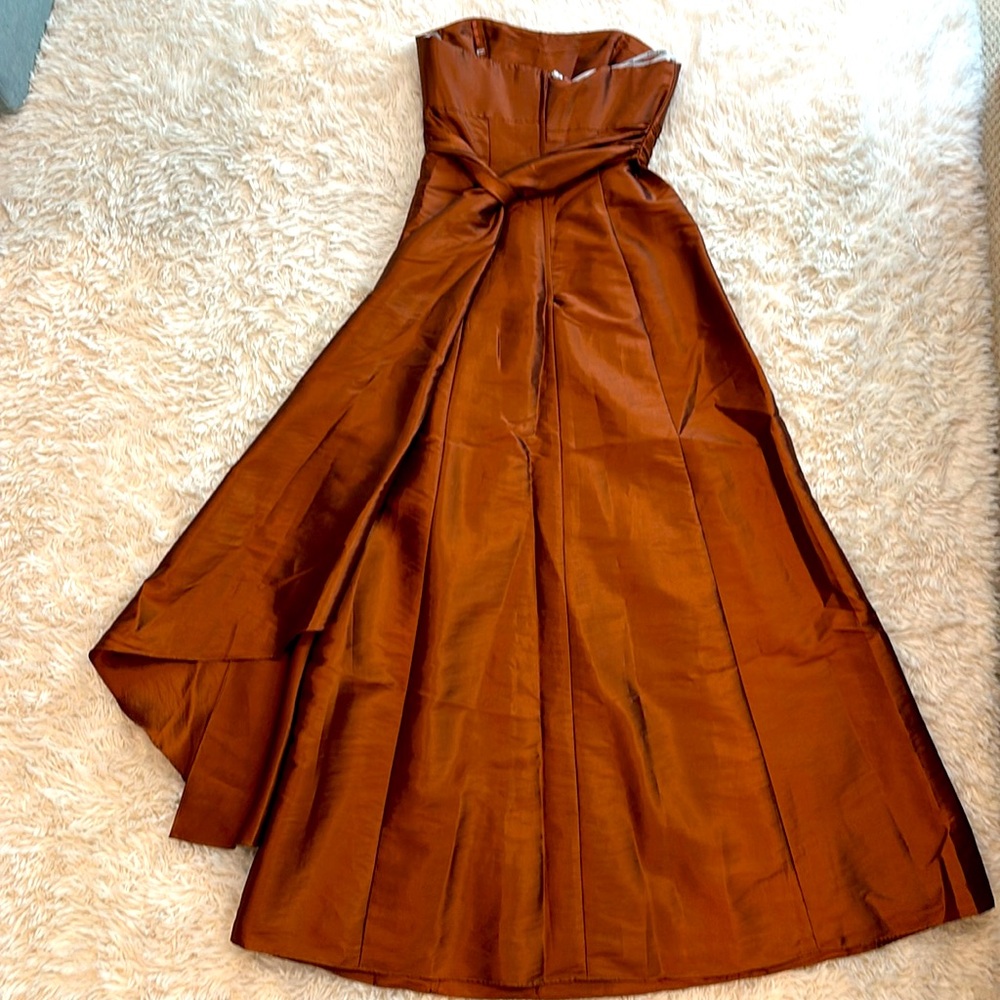 Vibrant Copper floor length gown - Size 8 - New w/ tags! - wear w/ or w/o straps - Picture 4 of 9